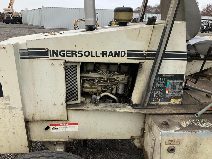 #1355-•-ingersoll-rand-706f-forklift-image-37