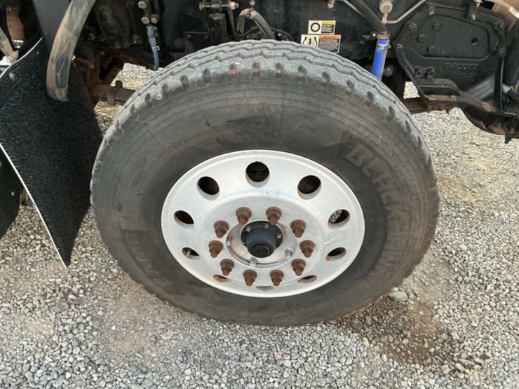 2019-kenworth-t800-image-11