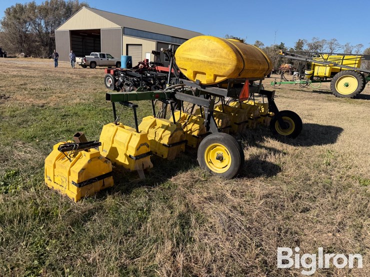 john-deere-410-image-7