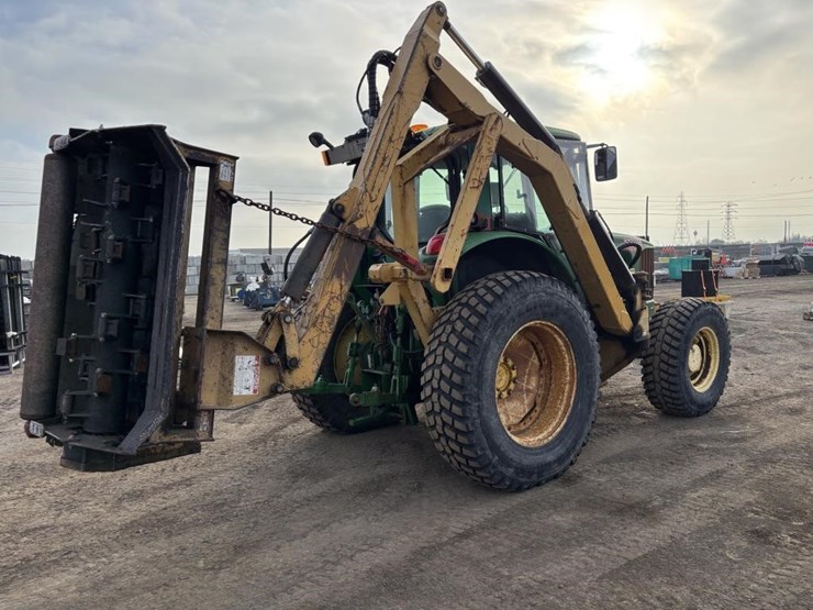 john-deere-7220-image-3