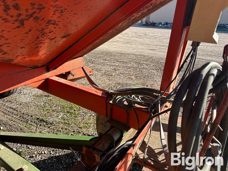 john-deere-250-image-15