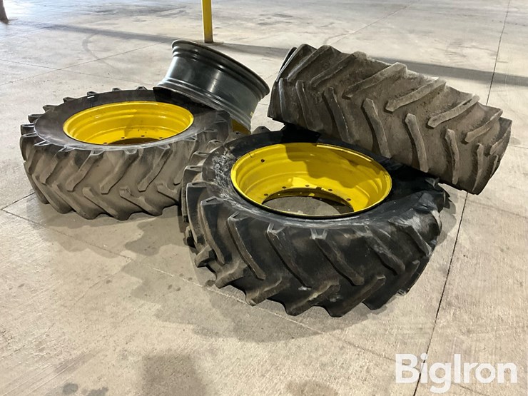 john-deere-4940-image-1