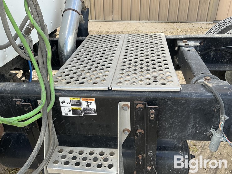 kenworth-t600-image-18