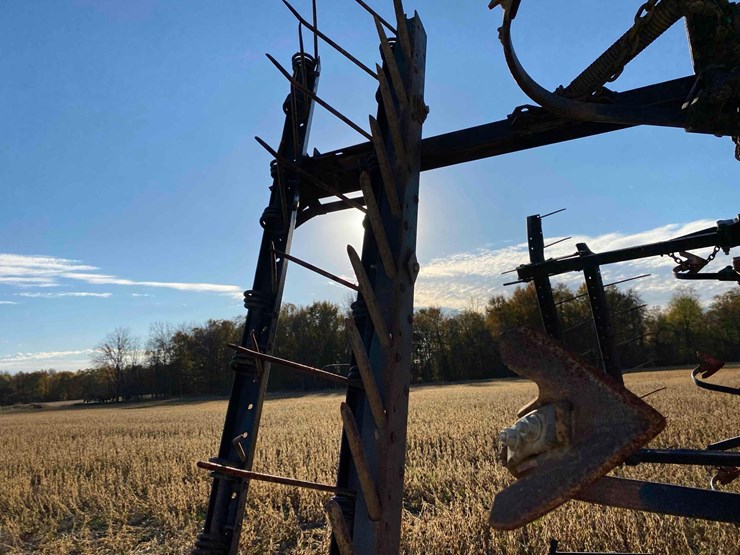 case-ih-4300-image-52