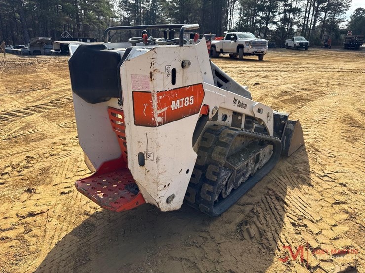 2018-bobcat-mt85-image-2