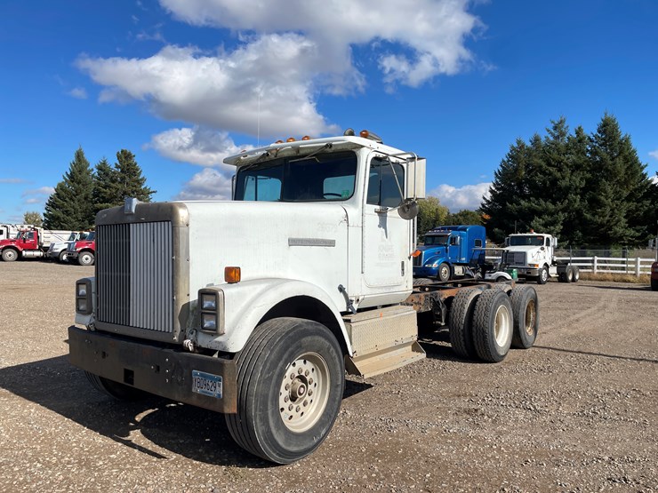 international-9300-image-1