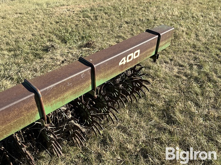 john-deere-400-image-12