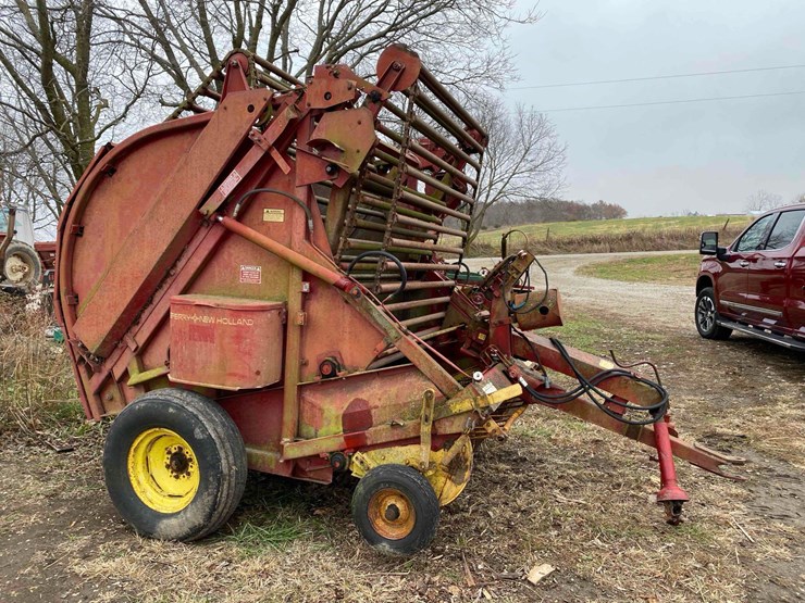 new-holland-850-image-3