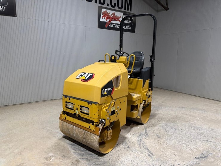 2019-caterpillar-cb1.7-image-2