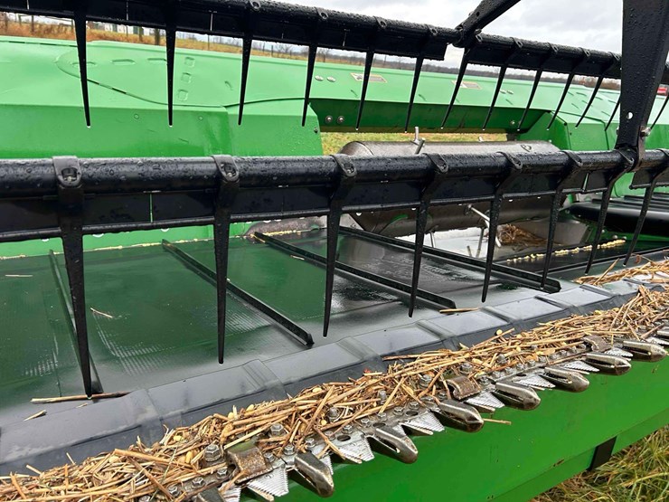 john-deere-635fd-image-21