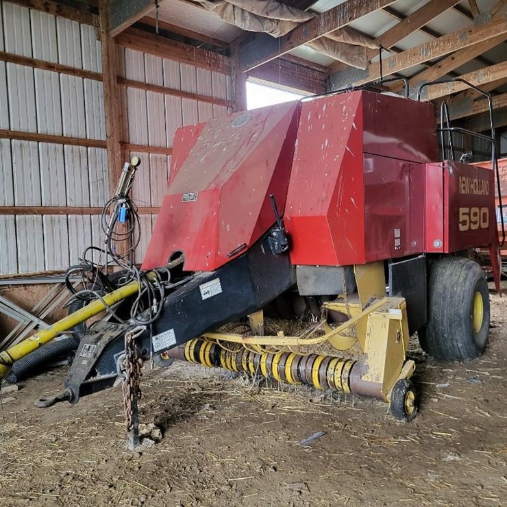 1997 NEW HOLLAND 590