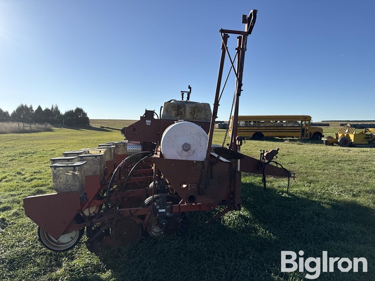 international-400-image-4