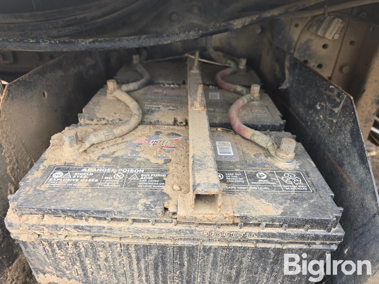 1995-international-4700-image-17