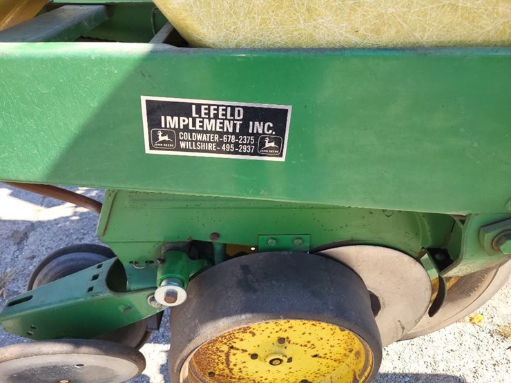 john-deere-7000-image-30