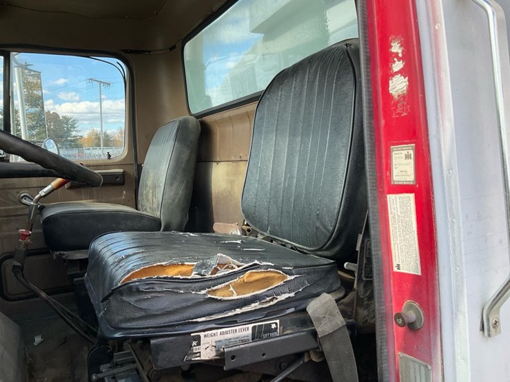 international-1854s-image-94