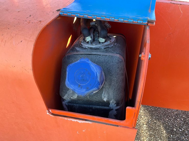 2016-sky-trak-6042-image-55