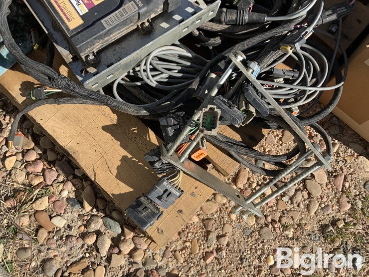 john-deere-16-image-10