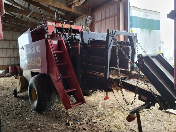 1997-new-holland-590-image-3