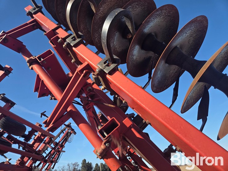 case-ih-4200-image-16