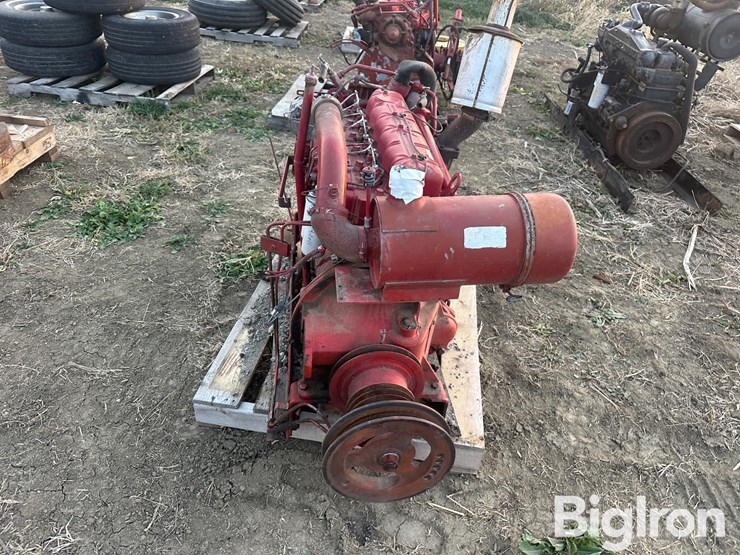 international-310-image-4