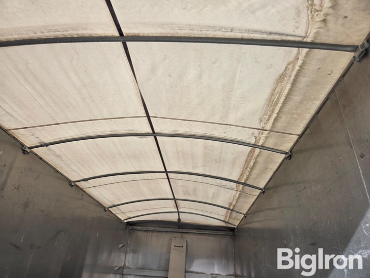 international-7400-image-18