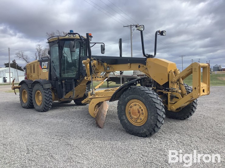 2012-caterpillar-140m2-vhp-plus-image-3