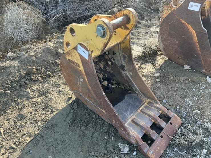 15"-woods-dig-bucket-w/cutting-edge-image-1