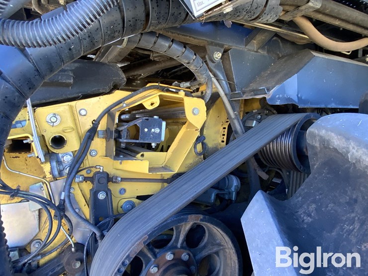 new-holland-fr850-image-19