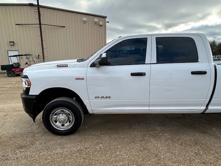 2022-dodge-ram-2500-image-13