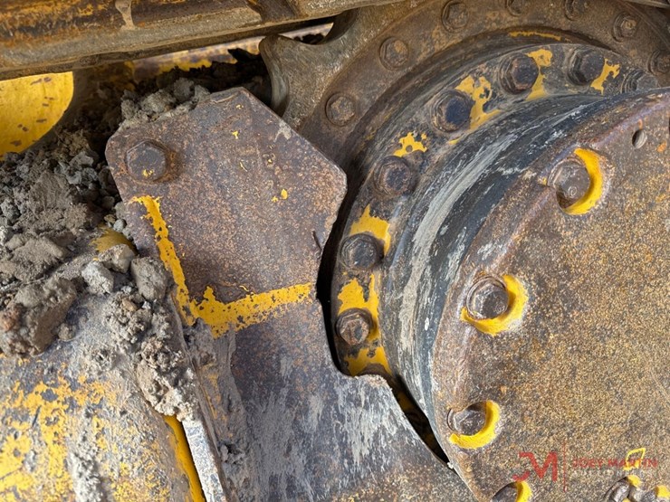 komatsu-d39px-24-image-7