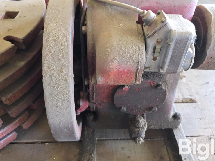 international-15-image-12