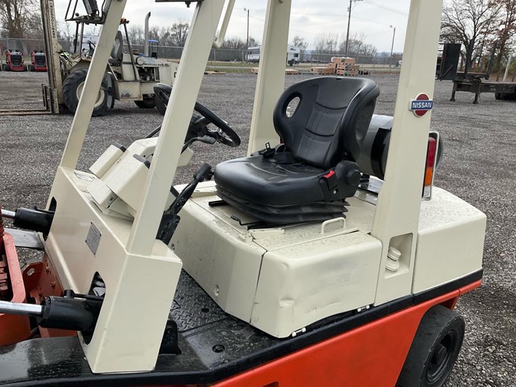 nissan-ph02a25v-image-23