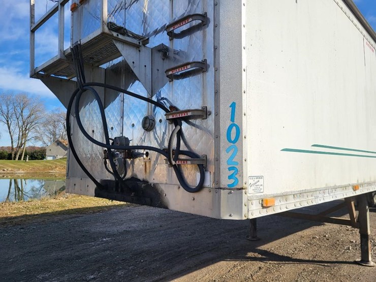 wilkens-walking-floor-image-9