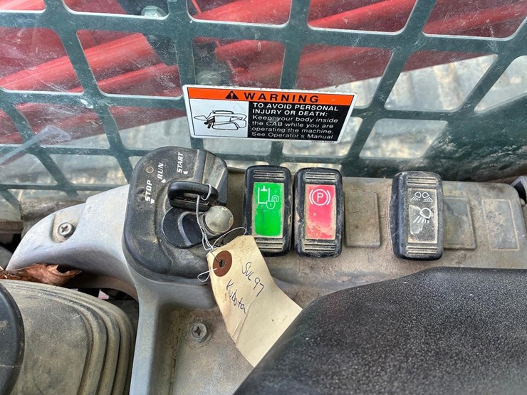 2021-kubota-svl97-2-image-19