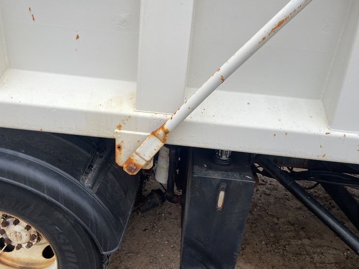 #1113-•-1998-ford-louisville-plow-truck-(has-mn-title)-image-29