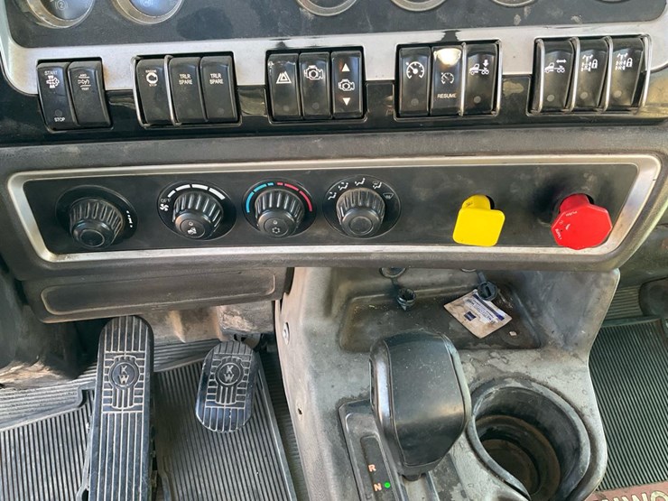 kenworth-t800-image-113