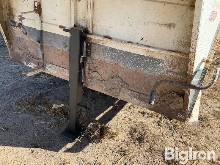 1999-titan-trailer-image-19