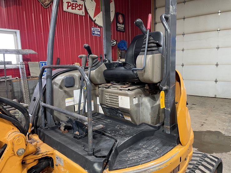 case-cx36b-zts-image-31