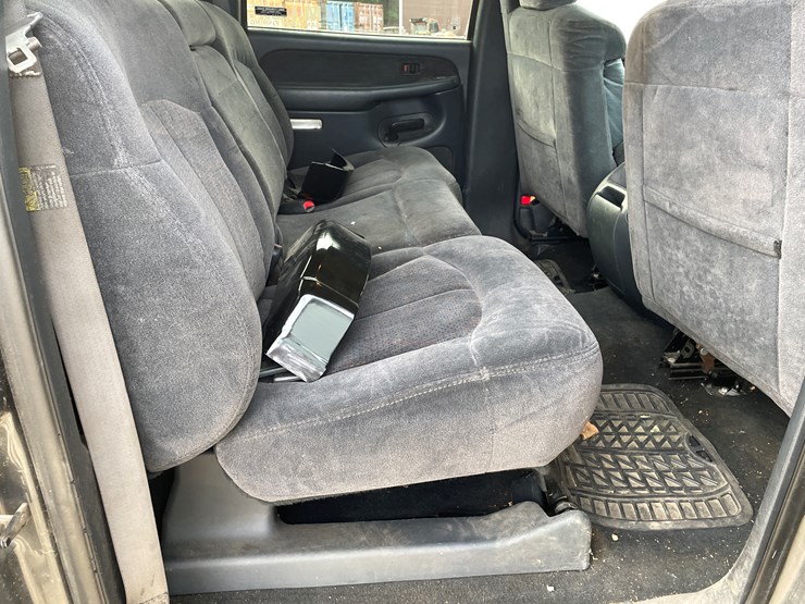 chevrolet-silverado-1500hd-image-60