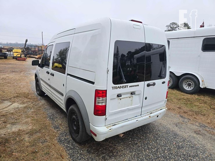 2013-ford-transit-connect-image-2