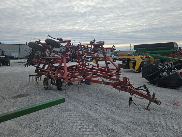 case-ih-4800-image-12