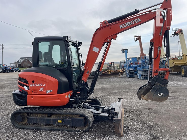 kubota-kx040-4-image-2