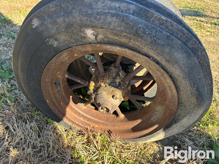 john-deere-a-image-13