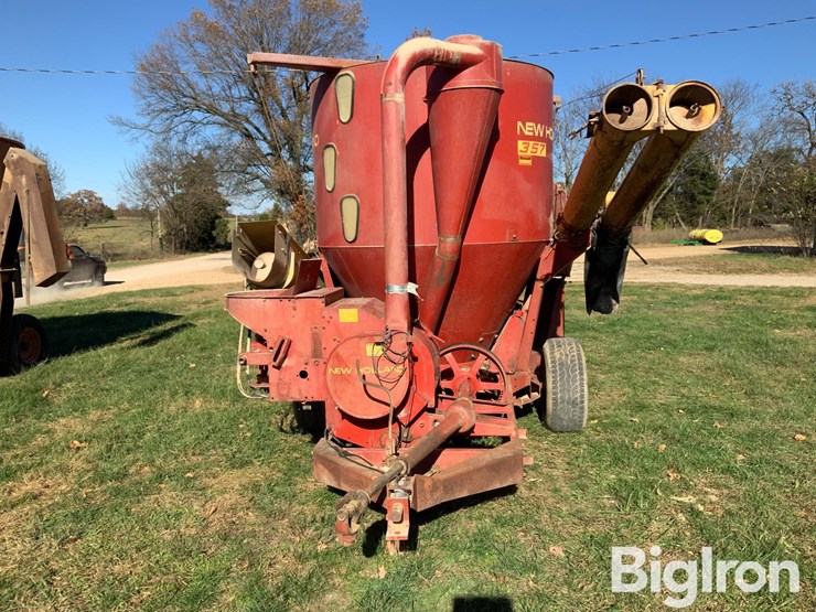 new-holland-357-image-2