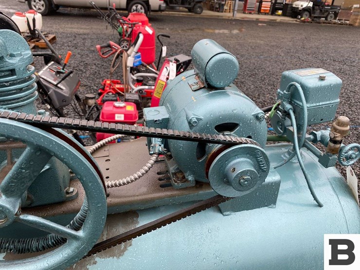 squared-company-dhg-x-portable-air-compressor-image-6