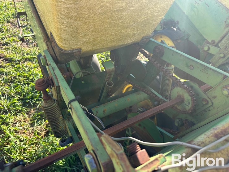 john-deere-7000-image-16