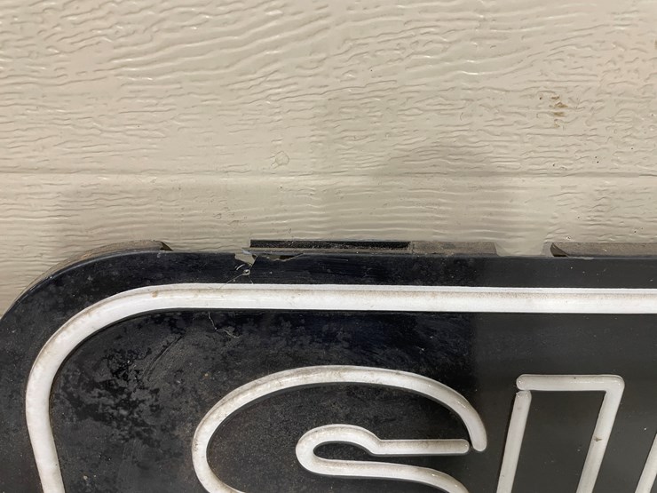 #7878-•-plastic-suzuki-sign-image-2