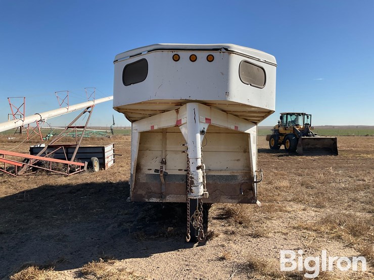 1999-titan-trailer-image-10