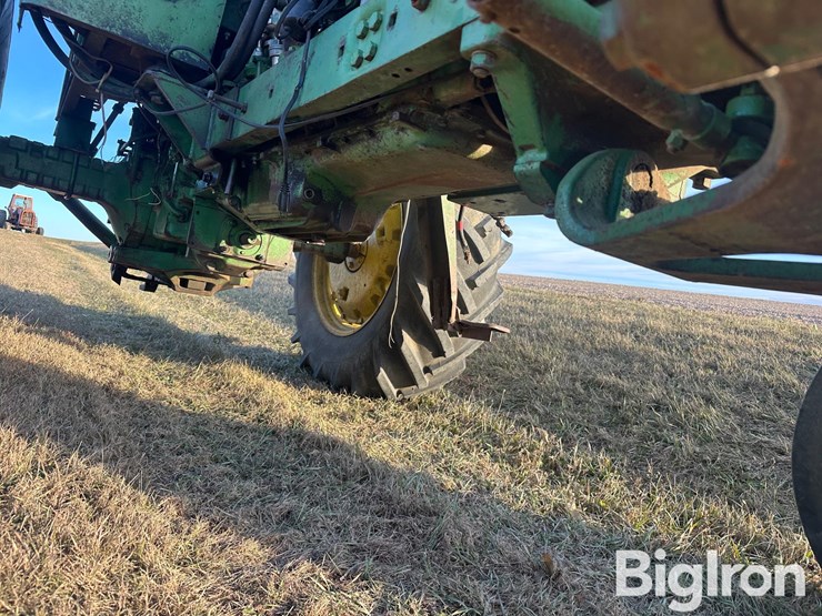 john-deere-4020-image-17