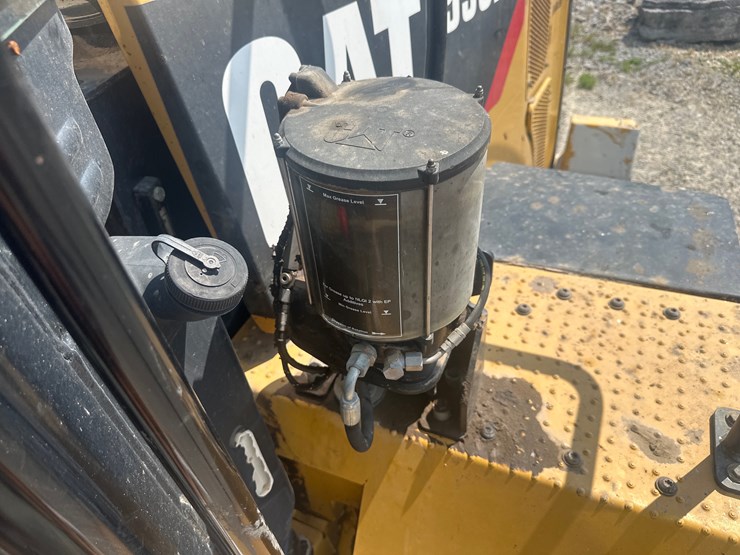 2016-caterpillar-950m-image-13